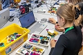 Technik hautnah erleben � Sch&uuml;lerinnen entdecken am Girls�Day an der Hochschule Nordhausen spannende MINT-Stationen mit Praxisbezug.  (Foto: Maurice T&ouml;pfer)