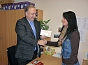 Spendescheck f&uuml;r Jugendweiheverein (Foto: Karl-Heinz Herrmann)
