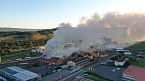 Bild: Feuer im Gel&auml;nde der NDH Entsorgungsbetreibergesellschaft (Foto: S.Dietzel)