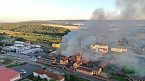 Bild: Feuer im Gel&auml;nde der NDH Entsorgungsbetreibergesellschaft (Foto: S.Dietzel)