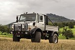 20 Jahre mobile.de: In diesem aufgemotzten Unimog (Baujahr 1977) bahnte sich Action-Hero Arnold Schwarzenegger seinen Weg durch den Stra&szlig;enverkehr. 2014 hat es sich austerminiert � Arnie lie&szlig; den Terminator unter den Offroadern f&uuml;r 208.250 Euro verkaufen. (Quelle: Merex) (Foto: mobile.de)