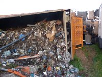 Umgekippter Lkw blockierte B4 Bild: Umgekippter Lkw blockierte B4
