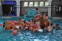 Bild: Knax Party im Badehaus