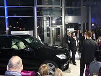 Spektakulärer Auftritt Bild: Spektakulärer Auftritt
