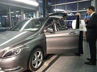 Spektakulärer Auftritt Bild: Spektakulärer Auftritt