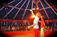 Bild: Quirliger Variet&eacute;abend zum Zirkusfestival