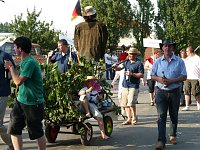 Umzug in Sundhausen Bild: Umzug in Sundhausen