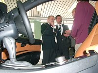 Bild: &Uuml;bergabe Spendenfahrzeug durch das Autohaus Fritze Sondershausen