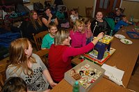 Bild: Die Schatzinsel in Lichtbildern und Texten, eine spannende Sache. Oder doch eher eine spa&szlig;ige? Gleich wie: Die Kinder und Jugendlichen der Feuerwehren Rothenschirmbach und Hornburg hatten viel Spa&szlig; in der gestrigen Lesenacht.