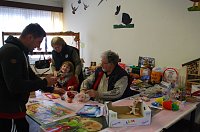 Bild: Die Organisation und Durchf&uuml;hrung der Tombola liegt in den bew&auml;hrten H&auml;nden der Familie Zwierzynski.