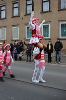 Bild: N&auml;rrinnen und Narren trotzen Wetter (1)