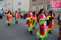 Bild: N&auml;rrinnen und Narren trotzen Wetter (1)