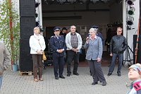 Bild: Treue Verb&uuml;ndete der Helftaer Feuerwehr ist Eislebens Oberb&uuml;rgermeisterin Jutta Fischer. Sie hatte noch andere Termine an dem Tag, war aber dennoch rechtzeitig gekommen, um die Helftaer zu begr&uuml;&szlig;en und zu ihrem sch&ouml;nen Feuerwehrfest zu gratulieren.