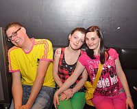 Musik und Handys in der Webe Bild: Musik und Handys in der Webe