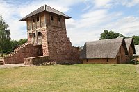 Geschichte erleben auf der Pfalz Tilleda Bild: Geschichte erleben auf der Pfalz Tilleda
