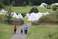 Geschichte erleben auf der Pfalz Tilleda Bild: Geschichte erleben auf der Pfalz Tilleda