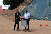 Spatenstich für Geo-Informationszentrum Bild: Spatenstich für Geo-Informationszentrum