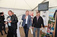 Bild: Mit Festakt schiefer Turm als gerettet gefeiert