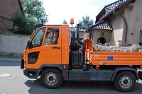 Bild: Eine wertvolle Fracht ist hier unterwegs - gemeint sind nat&uuml;rlich Fahrer und Ladung.