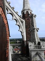 Bild: Kirche im W&ouml;rlitzer Park