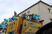 Närrinnen und Narren ziehen durch die Stadt (2) Bild: Närrinnen und Narren ziehen durch die Stadt (2)