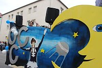Närrinnen und Narren ziehen durch die Stadt (2) Bild: Närrinnen und Narren ziehen durch die Stadt (2)