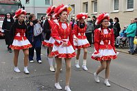 Närrinnen und Narren ziehen durch die Stadt (2) Bild: Närrinnen und Narren ziehen durch die Stadt (2)