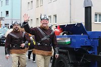 Närrinnen und Narren ziehen durch die Stadt (2) Bild: Närrinnen und Narren ziehen durch die Stadt (2)