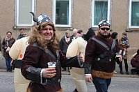 Närrinnen und Narren ziehen durch die Stadt (2) Bild: Närrinnen und Narren ziehen durch die Stadt (2)
