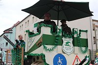 Närrinnen und Narren ziehen durch die Stadt (2) Bild: Närrinnen und Narren ziehen durch die Stadt (2)
