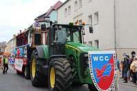 Närrinnen und Narren ziehen durch die Stadt (2) Bild: Närrinnen und Narren ziehen durch die Stadt (2)