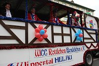 Närrinnen und Narren ziehen durch die Stadt (2) Bild: Närrinnen und Narren ziehen durch die Stadt (2)