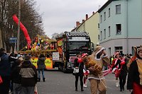 Närrinnen und Narren ziehen durch die Stadt (2) Bild: Närrinnen und Narren ziehen durch die Stadt (2)