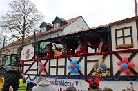 Närrinnen und Narren ziehen durch die Stadt (2) Bild: Närrinnen und Narren ziehen durch die Stadt (2)