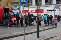 Närrinnen und Narren ziehen durch die Stadt (2) Bild: Närrinnen und Narren ziehen durch die Stadt (2)