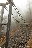 Bild: Auf der l&auml;ngsten H&auml;ngebr&uuml;cke der Welt