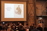 Bild: &Uuml;ber den Tellerrand geschaut