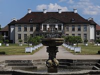 Bild: Lustwandeln im Park von Oranienbaum