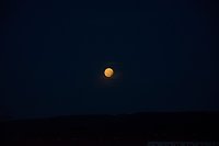 Bild: Partielle Mondfinsternis am Montag