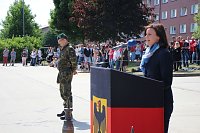 Bild: Einheiten der Bundeswehr verabschiedet