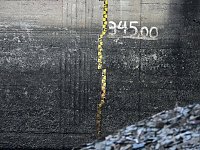 Wenig Wasser in der Talsperre Bild: Wenig Wasser in der Talsperre