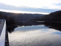 Wenig Wasser in der Talsperre Bild: Wenig Wasser in der Talsperre