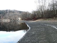 Wenig Wasser in der Talsperre Bild: Wenig Wasser in der Talsperre