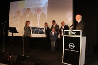 Bild: Er&ouml;ffnung des Opel-Autohauses