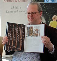 Bild: Kunstf&uuml;hrer zum Kyffh&auml;user-Denkmal vorgestellt