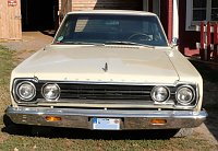 Bild: US-Cars in der Westernstadt