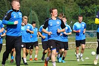Bild: Trainingsauftakt des Oberliga-Kaders im AKS
