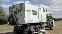 Bild: Kraz 255 am Stausee Kelbra