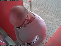 Bild: Wer kennt diese Person 