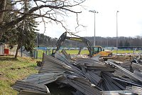 Bild: Ausblick &uuml;ber die abgerissene Trib&uuml;ne